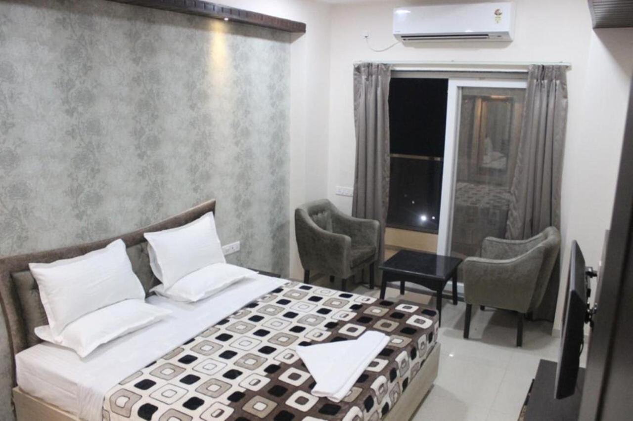 Hotel Indian Heritage Raipur  ภายนอก รูปภาพ